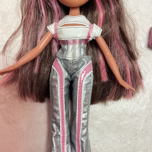 Bratz Space Angelz Live in Concert Yasmin Doll Y2K - Picture 3 of 9